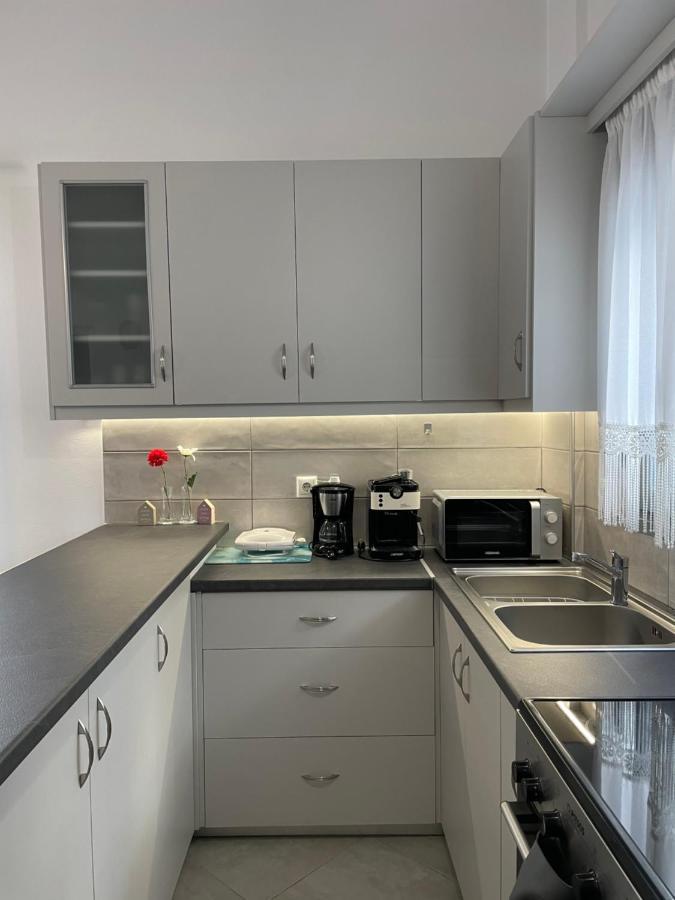 Apartment In The Centre For 4 People Naxos City Exterior photo